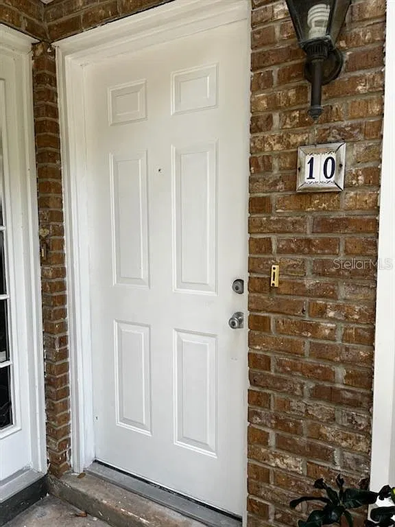1 bed, 1.0 bath, 892 sqft, $1,750 — Photo 2