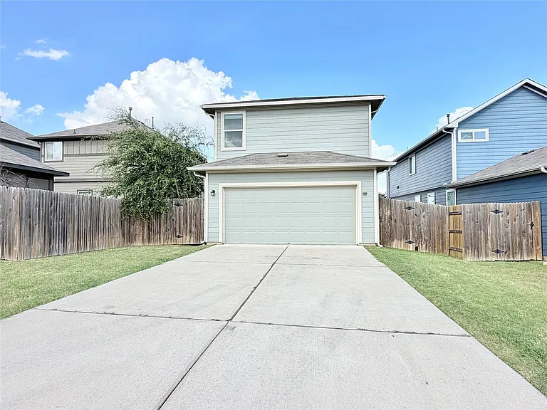 10502 Fulton Ave — Photo 35
