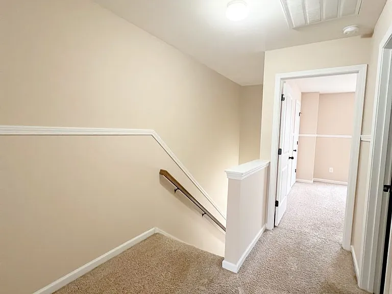 2264 McCormick Ln #B — Photo 11