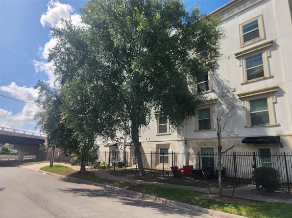 3501 Chenevert St #2, Houston, TX 77004