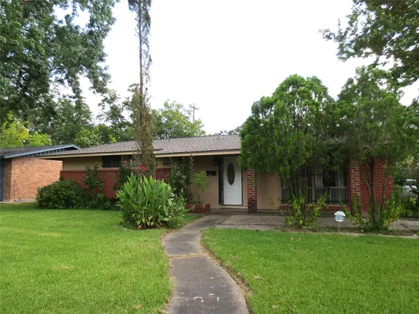 6633 Mobud Dr, Houston, TX 77074