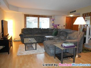 18712 Clear View Ct, Minnetonka, MN 55345