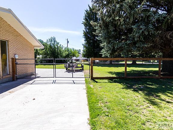 5th image of 2239 Tasman Ave