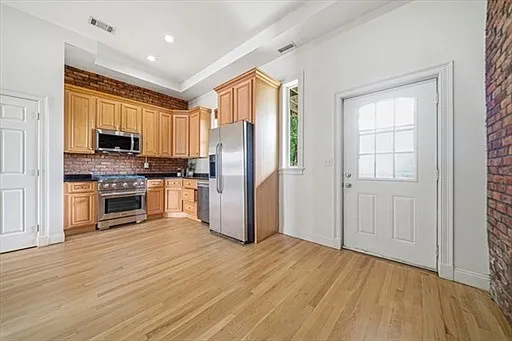 134 Marcella St #1 — Photo 8