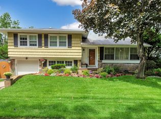 1102 Round Swamp Rd, Old Bethpage, NY 11804