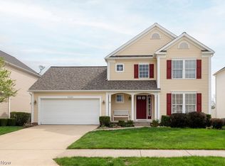 37049 Chaddwyck Ln, North Ridgeville, OH 44039