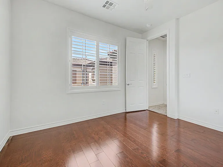 2435 Cordoba Bluff Ct — Photo 19