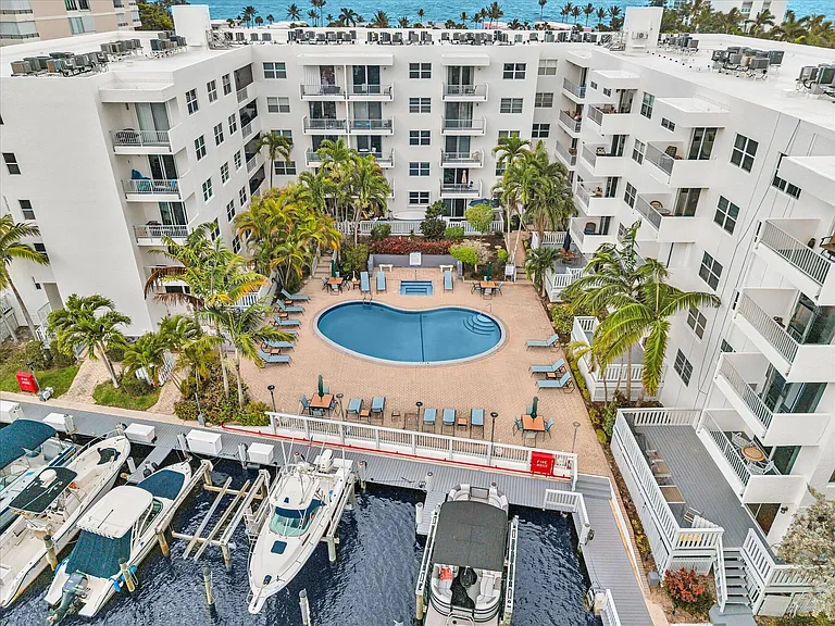 1421 S Ocean Blvd #219 — Photo 31