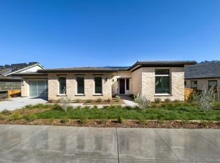 2042 Ritchie St, Folsom, CA 95630