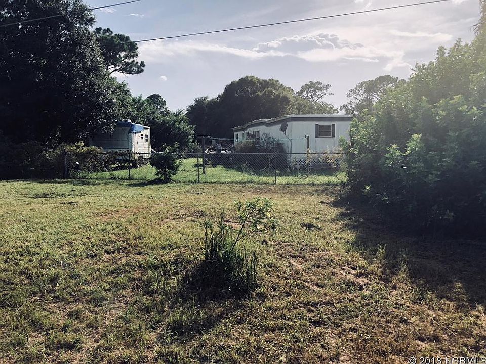 2nd image of 160 Mae St