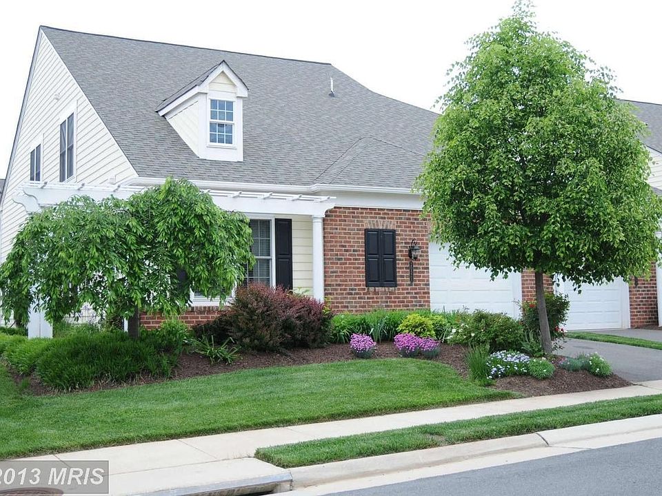 1st image of 20571 Rosewood Manor Sq