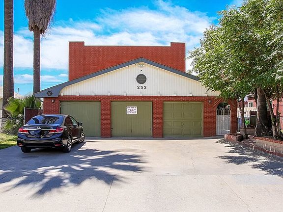 4th image of 253 W 14th St