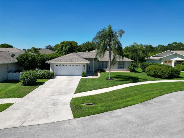 1529 Junior Ct, Lehigh Acres, FL 33971