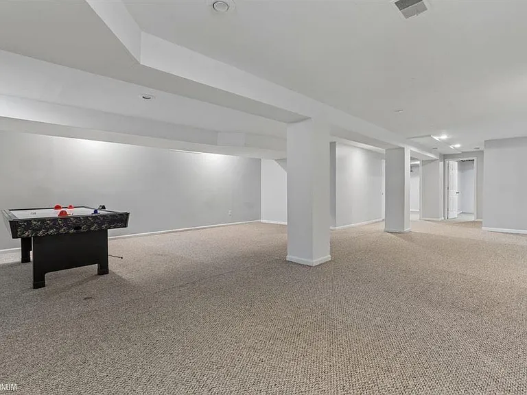 53630 Deerfield Ln — Photo 9