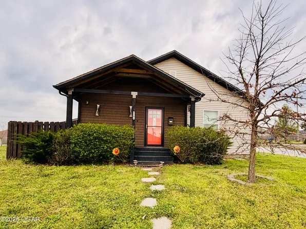 2502 Empire Ave S, Joplin, MO 64804