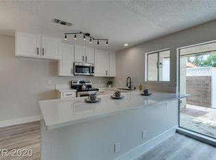 2439 Paradise Village Way, Las Vegas, NV 89120