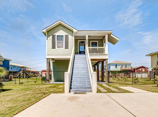 4131 Navarro Dr, Galveston, TX 77554