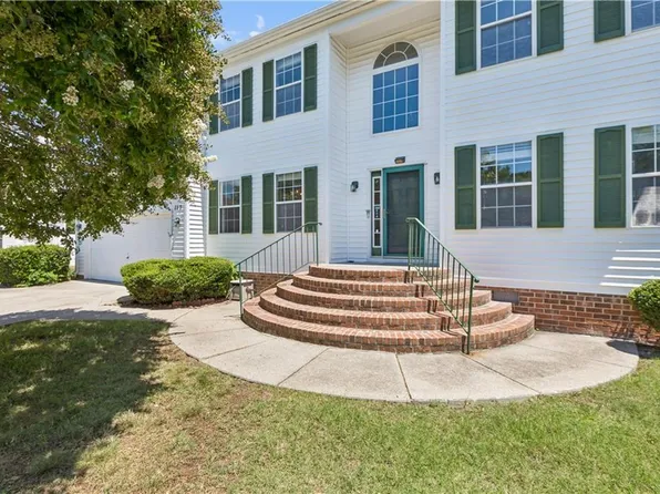 113 Bugle Ct, Yorktown, VA 23693