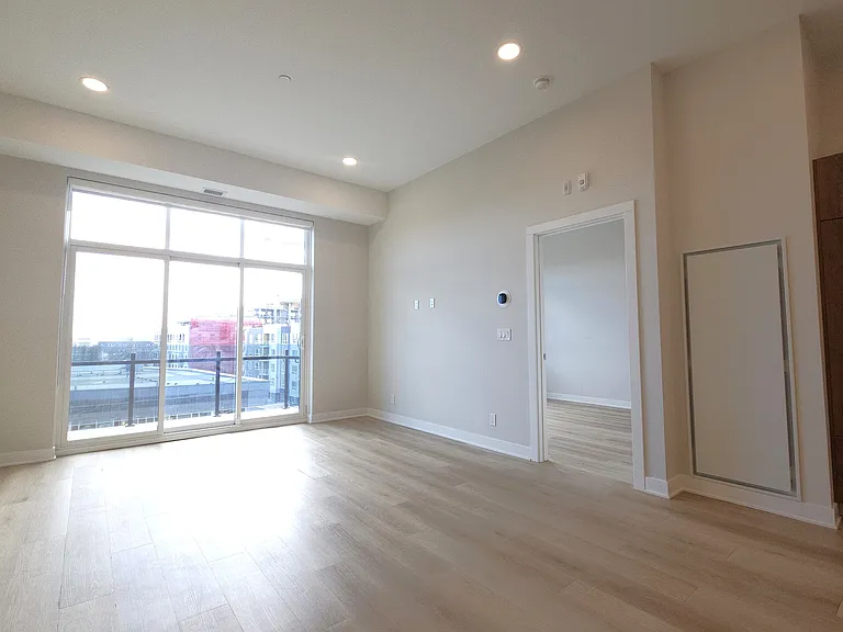 4030 University Ave NW — Photo 71