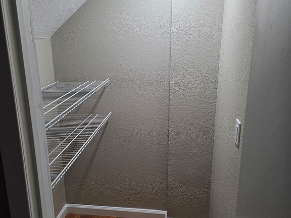 4th image of 861 N Union Grove Rd APT 3