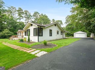 1099 Pine Valley Rd, Griffin, GA 30224