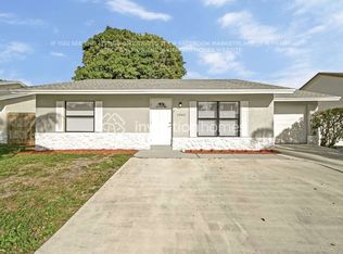 5865 Eddy Ct, Lake Worth, FL 33463