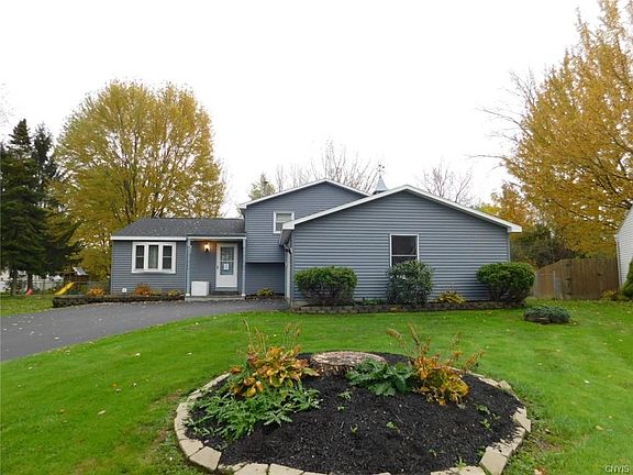 2nd image of 8412 Silver Spruce Cir