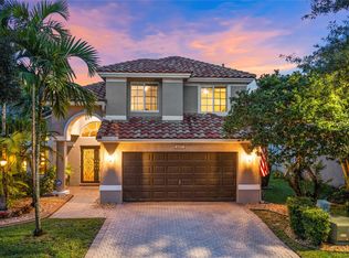 1277 NW 144th Ter, Pembroke Pines, FL 33028