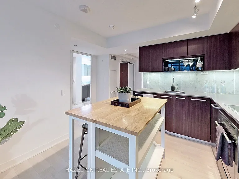 70 Queens Wharf Rd #2510 — Photo 12
