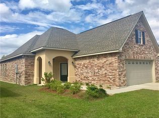 19192 Greenleaf Cir, Ponchatoula, LA 70454