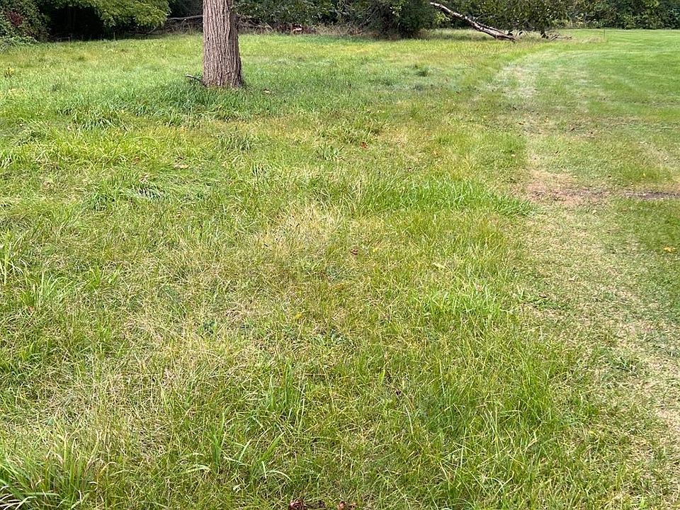 2nd image of 2405 Rawsonville Rd