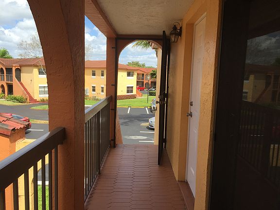 4th image of 18246 Mediterranean Blvd APT 1008