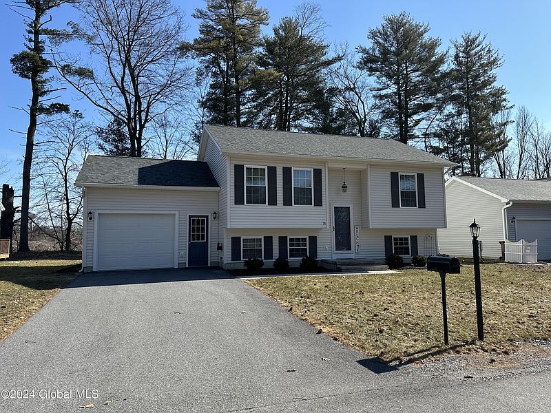5th image of 60 Overlook Drive