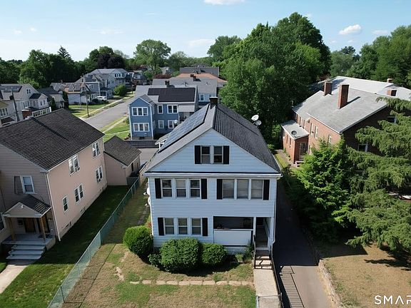 2nd image of 748 Burnside Avenue