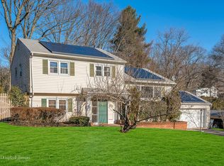 16 Dellwood Rd, White Plains, NY 10605