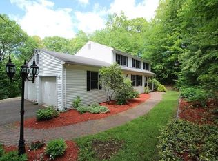 10 Brookmoor Rd, Tolland, CT 06084