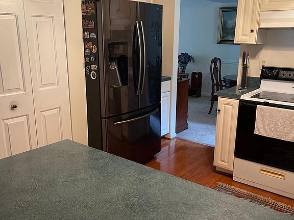 3rd image of 214 Saint Antons Way