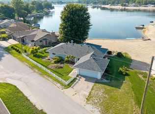 2702 Annabelle Dr, Bellevue, NE 68123