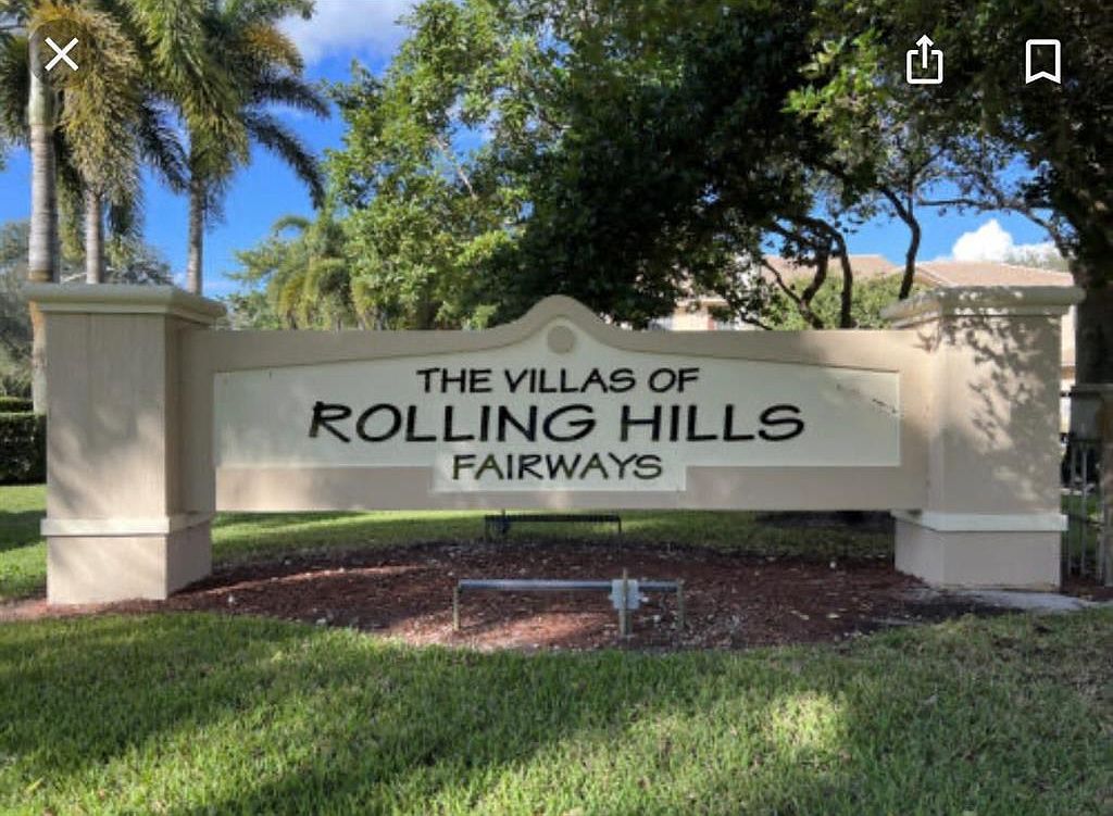 3240 Fairway Cir #3240