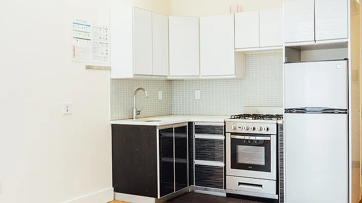 Rented by Nooklyn NYC LLC | media 3