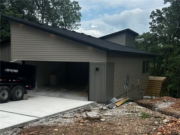 49 Letchworth Dr, Bella Vista, AR 72714