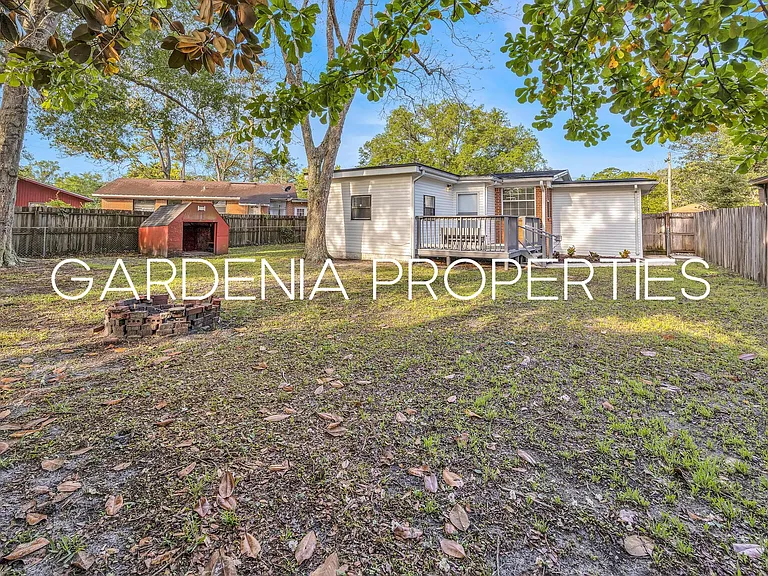 1353 Placid Pl — Photo 33