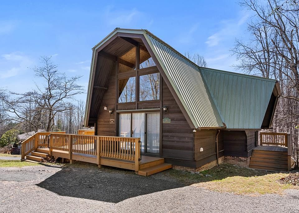 1st image of 58 Meadow View Trl