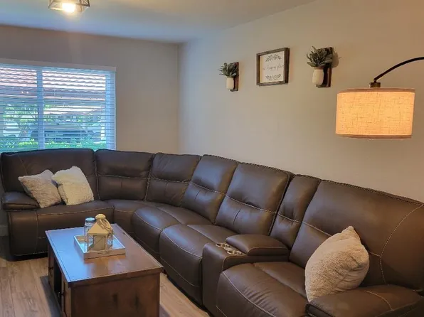 654 Concord Pl, Pleasanton, CA 94566