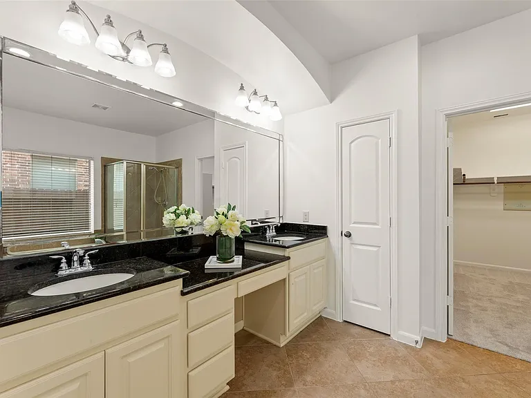 3814 Hunters Gate Ct — Photo 30