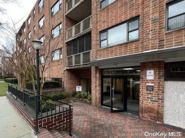 100 Clinton Avenue #2C, Mineola, NY 11501