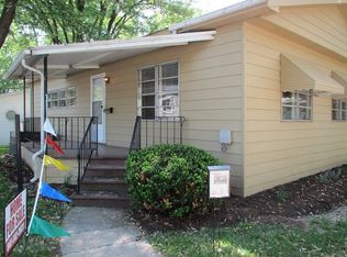 1131 Bayside Rd, Elgin, IL 60123