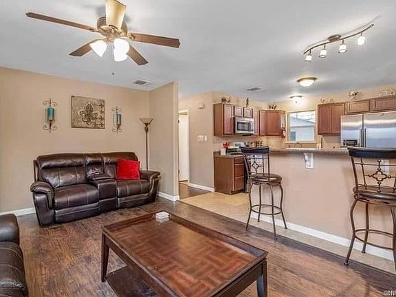 4th image of 3024 Norman Pl