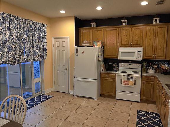 5th image of 11230 Running Pine Dr