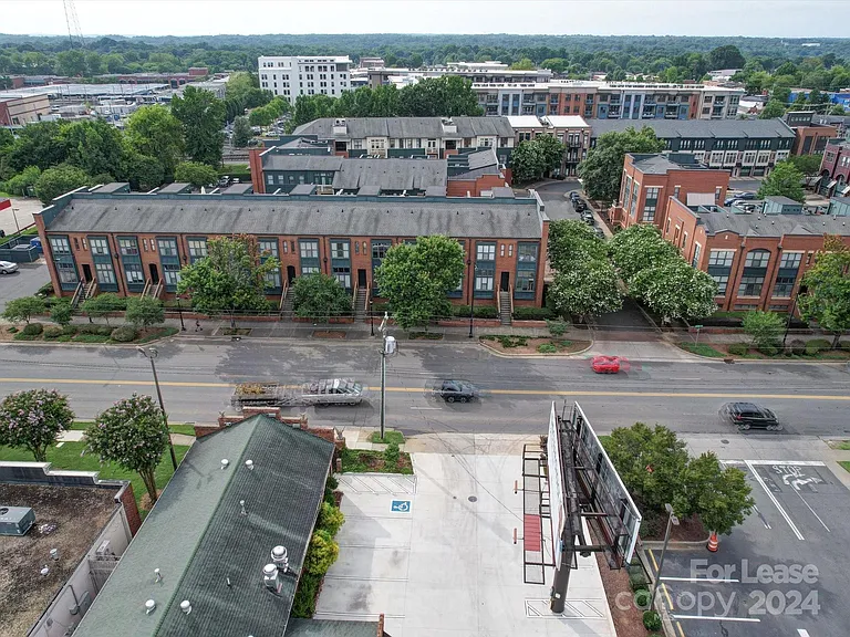 546 New Bern Station Ct — Photo 14